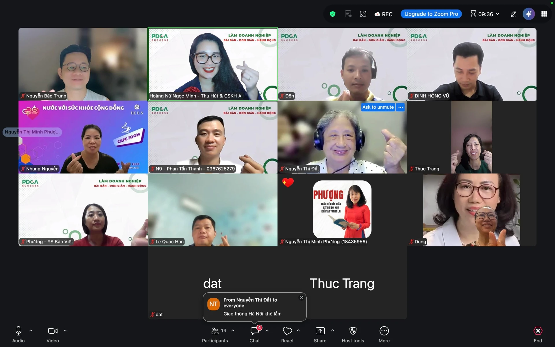Hoàng Nữ Ngọc Minh dẫn buổi đào tạo trực tuyến cùng học viên